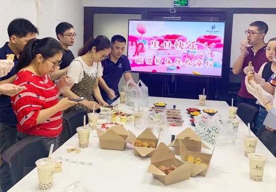 联锴粉体伴你童行-------过一个特殊的六一儿童节